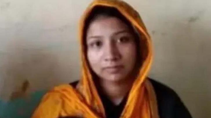 প্রেমিকের সঙ্গে ‘ঘর বাঁধার স্বপ্ন’, ভারতে গেলেন বাংলাদেশি নারী, অতঃপর… - the Bengali Times প্রেমিকের সঙ্গে ‘ঘর বাঁধার স্বপ্ন’, ভারতে গেলেন বাংলাদেশি নারী, অতঃপর… - the Bengali Times