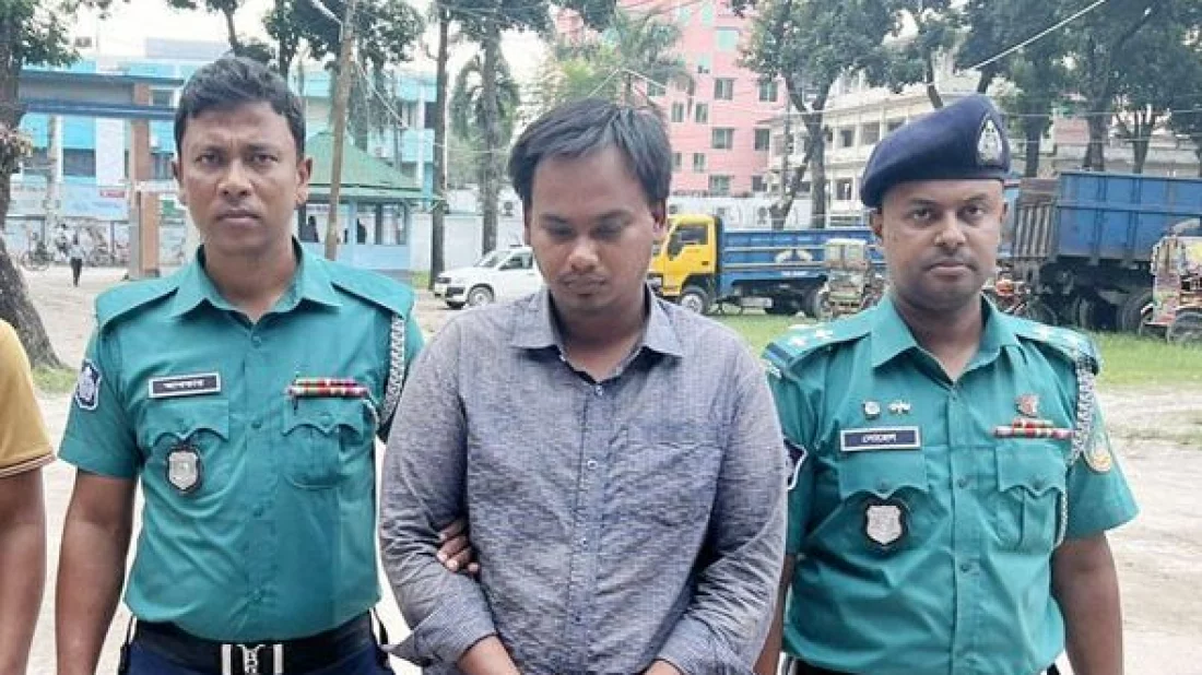 গৃহবধূর গোসলের ভিডিও ধারণ, বিএডিসির সহকারী পরিচালক কারাগারে - the Bengali Times