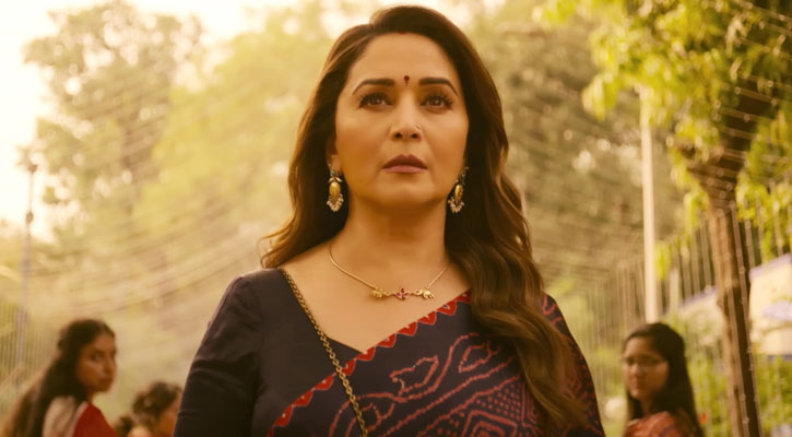 রাজনীতিতে নাম লেখাচ্ছেন মাধুরী! - the Bengali Times