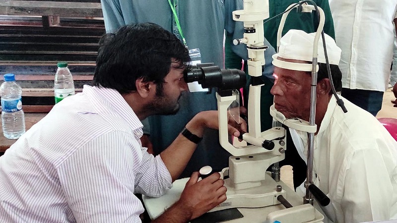 চোখের কৃত্রিম লেন্সের দাম নির্ধারণ করে দিল সরকার - the Bengali Times