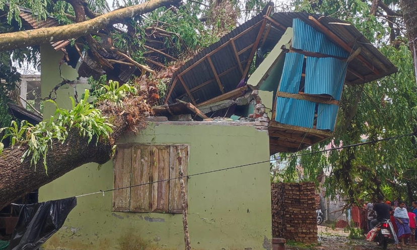 পাঁচ জেলায় কালবৈশাখী ঝড়ে নিহত ১০, আহত ৩৩ - the Bengali Times