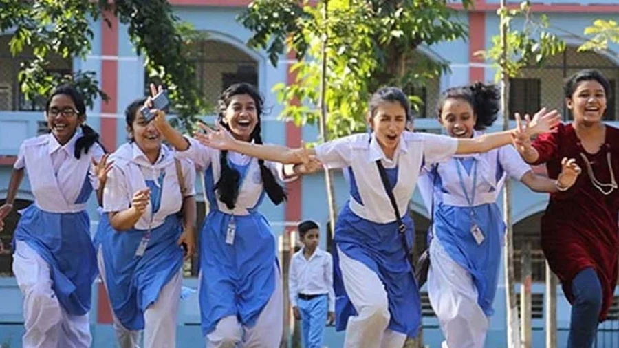 গরমে শিক্ষাপ্রতিষ্ঠান ছুটি ঘোষণা - the Bengali Times গরমে শিক্ষাপ্রতিষ্ঠান ছুটি ঘোষণা - the Bengali Times