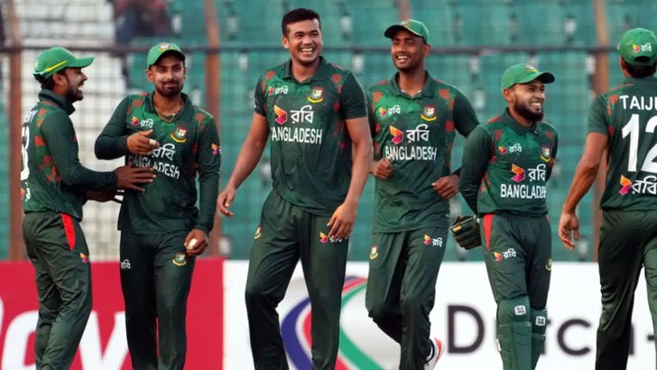 আইপিএলে খেলার জন্য বাংলাদেশি তারকাকে কোটি কোটি টাকার প্রস্তাব - the Bengali Times আইপিএলে খেলার জন্য বাংলাদেশি তারকাকে কোটি কোটি টাকার প্রস্তাব - the Bengali Times