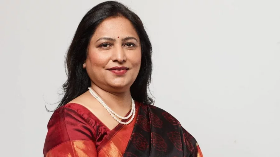 ডাক্তারি ছেড়ে তিনি এখন ৮৩২৭ কোটির মালিক! - the Bengali Times ডাক্তারি ছেড়ে তিনি এখন ৮৩২৭ কোটির মালিক! - the Bengali Times