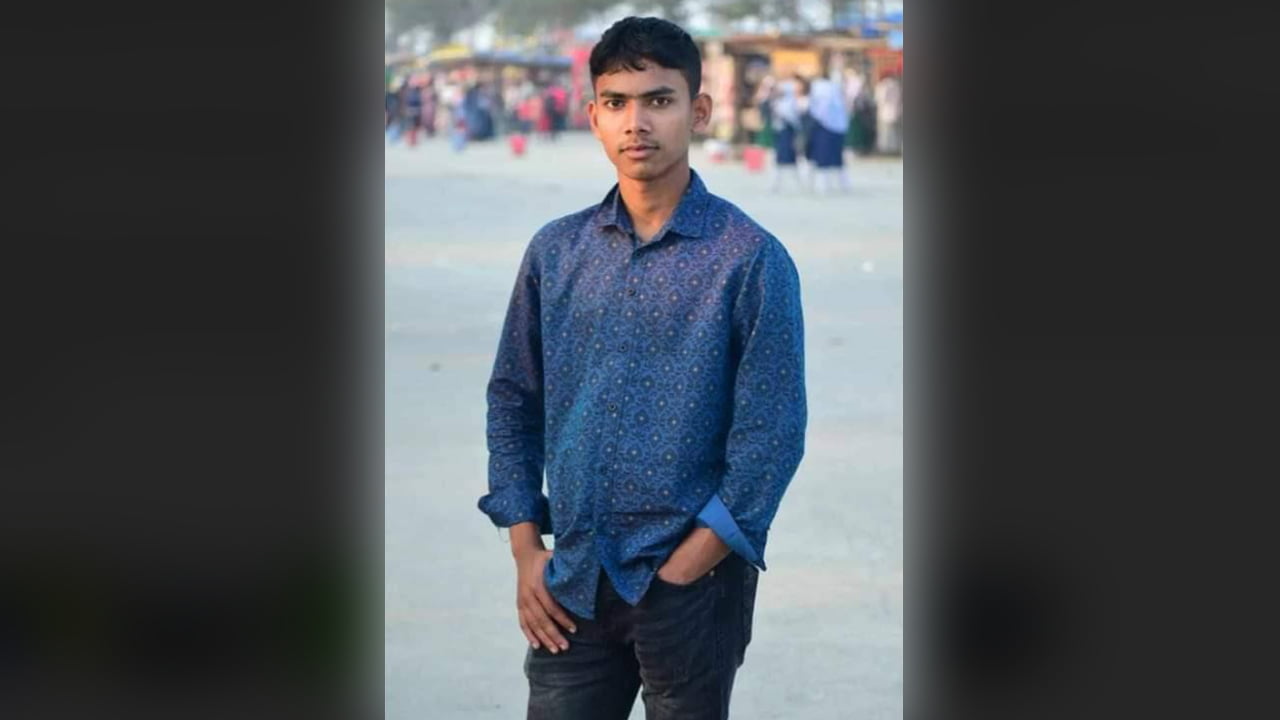 অষ্টম শ্রেণির ছাত্রীকে নিয়ে পালাল দশম শ্রেণির ছাত্র - the Bengali Times