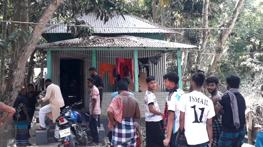 ঘুমন্ত স্বামীর পুরুষাঙ্গ কেটে নিয়ে পালালেন স্ত্রী - the Bengali Times