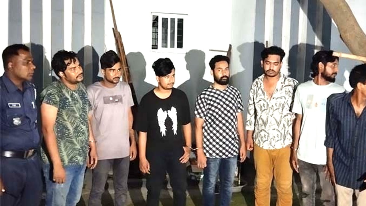 প্রেমের ফাঁদে ফেলে অপহরণ করতেন তারা - the Bengali Times প্রেমের ফাঁদে ফেলে অপহরণ করতেন তারা - the Bengali Times