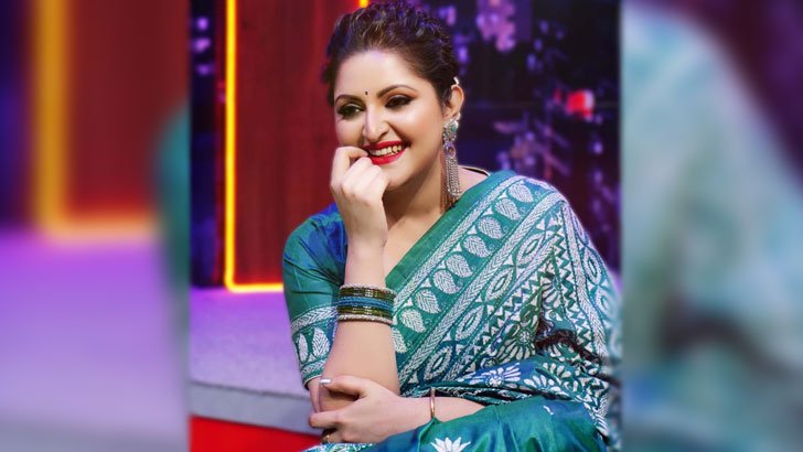 মুগ্ধতা ছড়ালেন পরীমনি - the Bengali Times