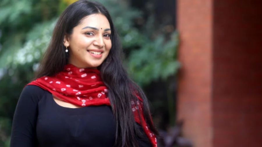 প্রভার প্রেমিক হতে চাইলে দুইটি গুণ থাকা লাগবে - the Bengali Times
