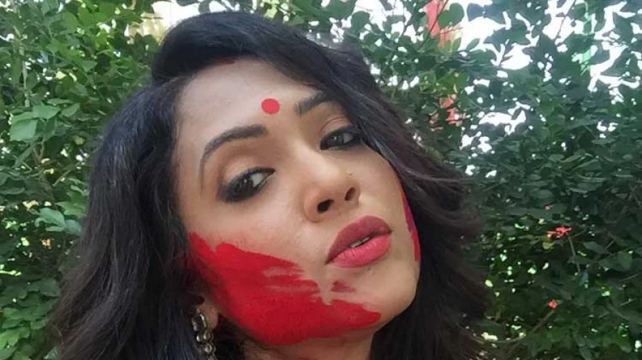 যে কারণে ৪৫ বছর হলেও বিয়ে করেননি ঋতুপর্ণা - the Bengali Times যে কারণে ৪৫ বছর হলেও বিয়ে করেননি ঋতুপর্ণা - the Bengali Times