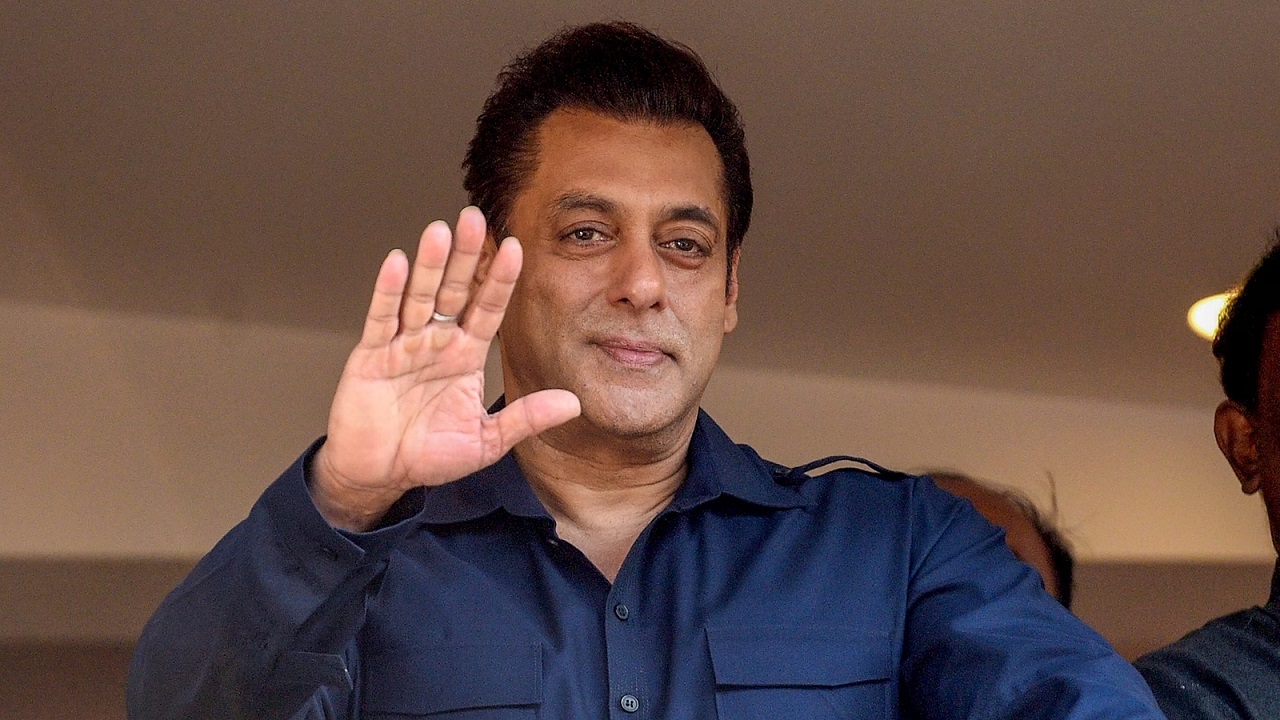 যেদিন আমাকে ভালোবাসা বন্ধ করবে, সেদিনই আমার শেষ- সালমানের চিঠি - the Bengali Times যেদিন আমাকে ভালোবাসা বন্ধ করবে, সেদিনই আমার শেষ- সালমানের চিঠি - the Bengali Times