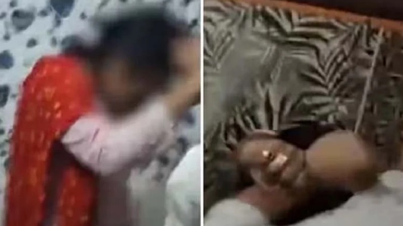 দুই পুরুষের সঙ্গে আপত্তিকর অবস্থায় স্ত্রী, যেভাবে হাতেনাতে ধরলেন স্বামী - the Bengali Times