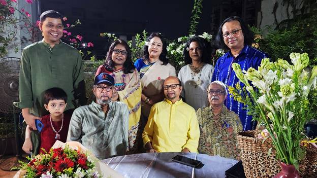 মুনতাসীর মামুনের জন্মদিনে - the Bengali Times