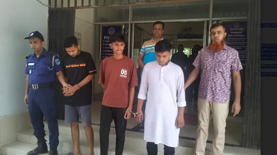 প্রেমিকের সামনেই প্রেমিকাকে ধর্ষণ চেষ্টা, গ্রেপ্তার চেয়ারম্যানের ছেলে - the Bengali Times প্রেমিকের সামনেই প্রেমিকাকে ধর্ষণ চেষ্টা, গ্রেপ্তার চেয়ারম্যানের ছেলে - the Bengali Times