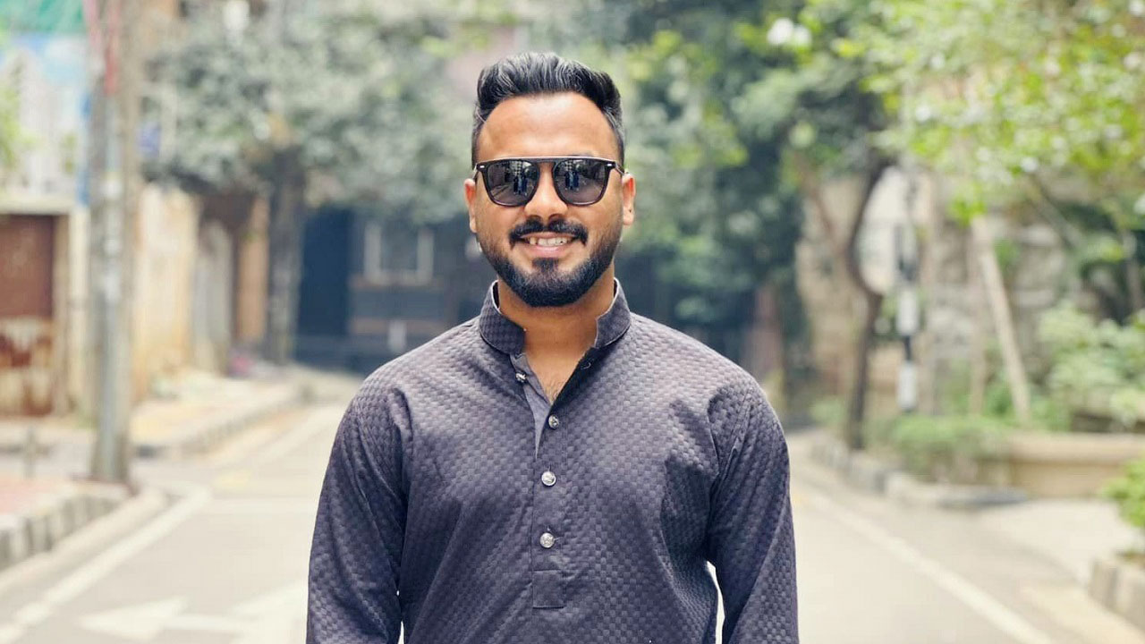 ‘ছাগল কিনতে ১৫ লাখ টাকা না দিতে পারলেও আমার বাবা সৎ’ - the Bengali Times ‘ছাগল কিনতে ১৫ লাখ টাকা না দিতে পারলেও আমার বাবা সৎ’ - the Bengali Times