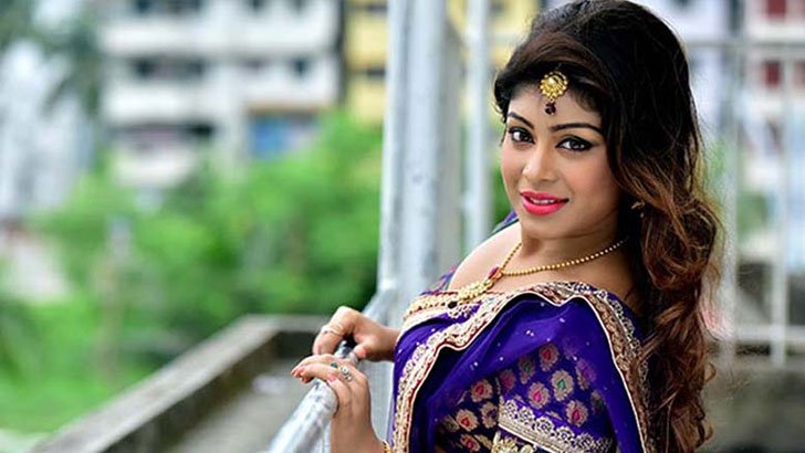 বেশ কিছু দিন ধরেই ওপেনিং নিয়ে ব্যস্ত: মিষ্টি জান্নাত - the Bengali Times