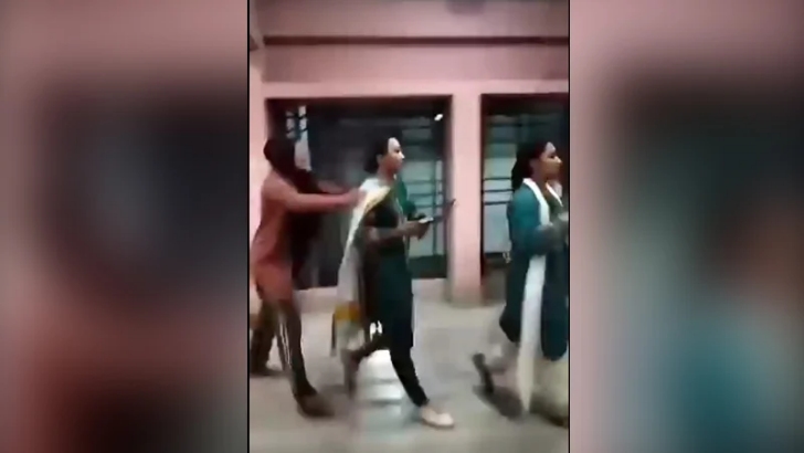 ঢাবির রোকেয়া হল থেকে বিতাড়িত ১০ ছাত্রলীগ নেত্রী - the Bengali Times ঢাবির রোকেয়া হল থেকে বিতাড়িত ১০ ছাত্রলীগ নেত্রী - the Bengali Times