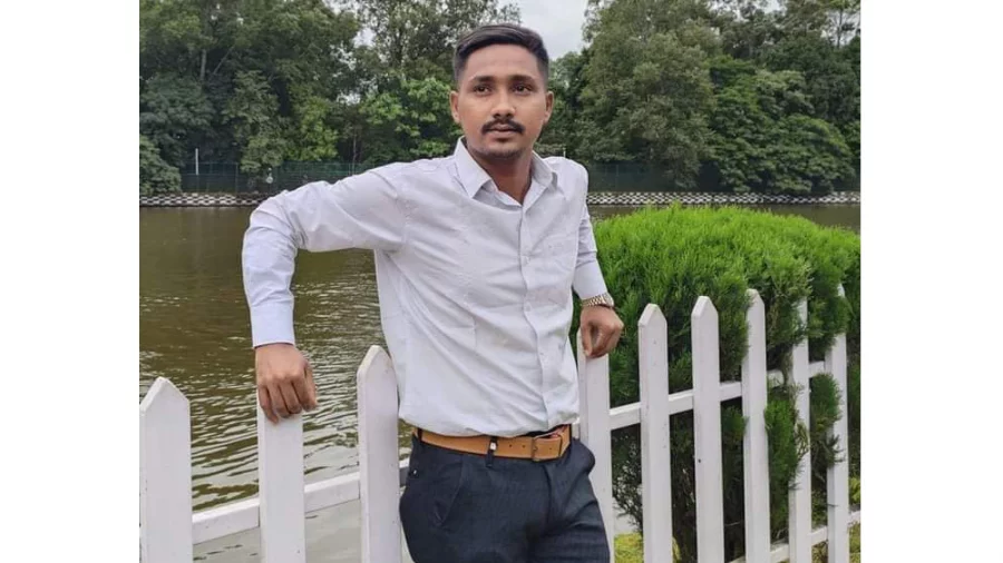 শহীদ হতে চেয়ে ফেসবুকে স্ট্যাটাস দিয়েছিলেন ওয়াসিম - the Bengali Times শহীদ হতে চেয়ে ফেসবুকে স্ট্যাটাস দিয়েছিলেন ওয়াসিম - the Bengali Times