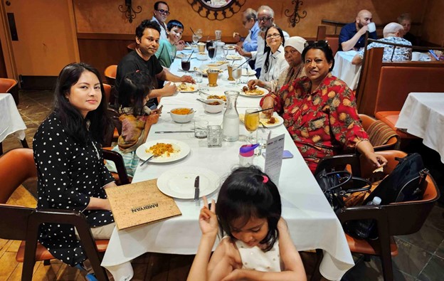 টরন্টো ঘুরে গেলেন মুনতাসীর মামুন - the Bengali Times