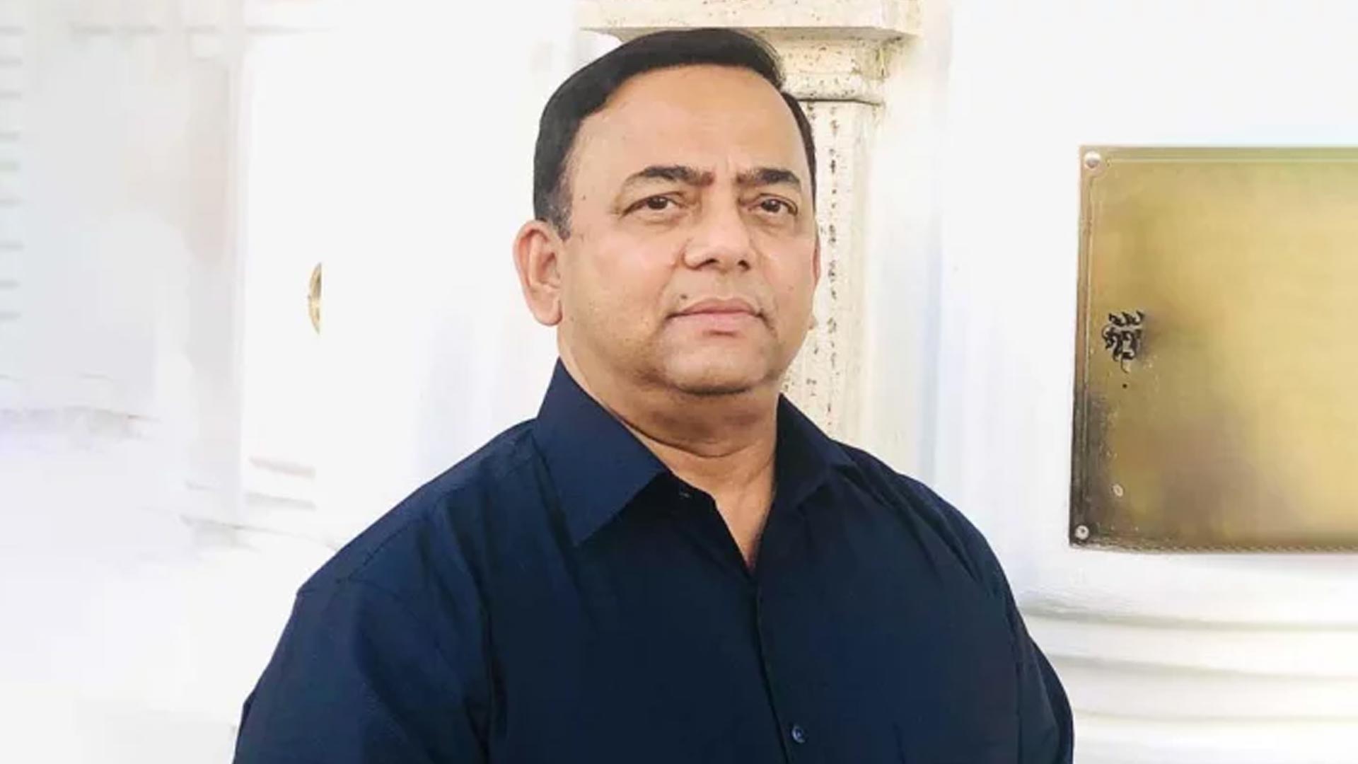ডলারে ঘুষ দিয়ে পালান বেনজীর - the Bengali Times ডলারে ঘুষ দিয়ে পালান বেনজীর - the Bengali Times