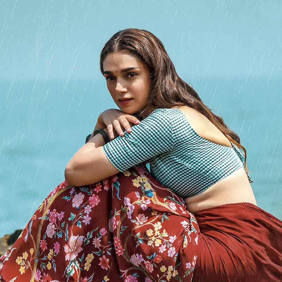 মন্দিরের মধ্যে যৌন হেনস্থার শিকার হয়েছিলেন অদিতি - the Bengali Times মন্দিরের মধ্যে যৌন হেনস্থার শিকার হয়েছিলেন অদিতি - the Bengali Times