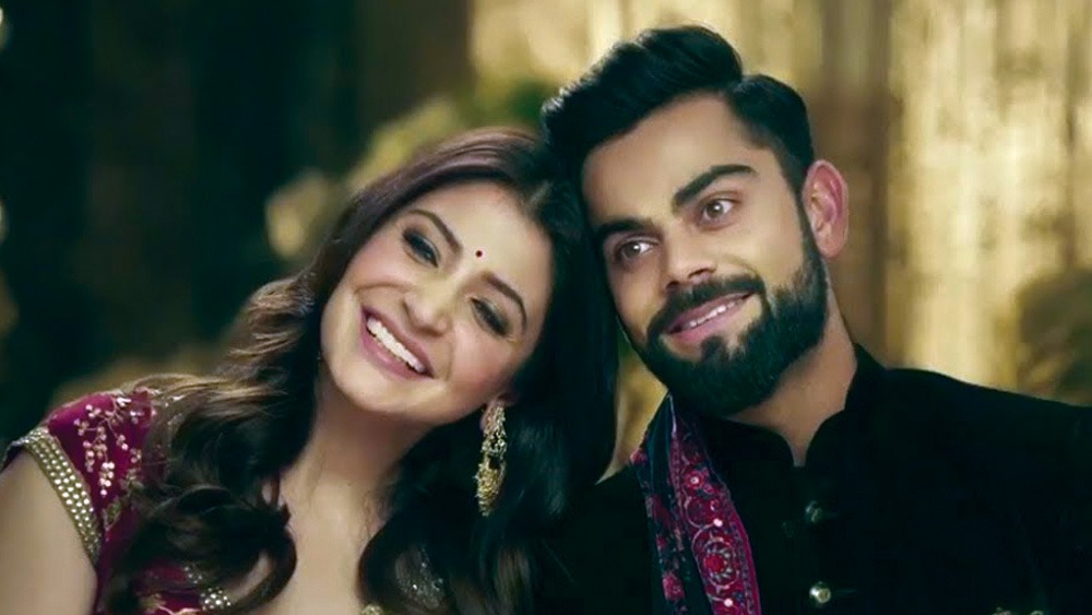 বিরাটকে ফিরিয়ে দিলেন আনুশকা, সম্পর্কে দূরত্বের গুঞ্জন! - the Bengali Times বিরাটকে ফিরিয়ে দিলেন আনুশকা, সম্পর্কে দূরত্বের গুঞ্জন! - the Bengali Times