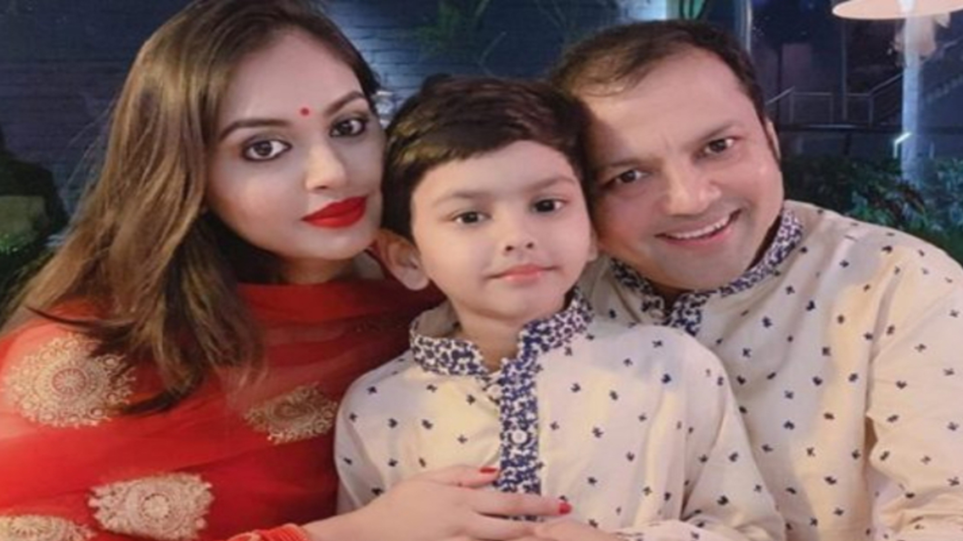 ছেলেকে নিয়ে সিদ্দিক এক ধরনের পলিটিকস করে, সাবেক স্ত্রী মিমের অভিযোগ - the Bengali Times ছেলেকে নিয়ে সিদ্দিক এক ধরনের পলিটিকস করে, সাবেক স্ত্রী মিমের অভিযোগ - the Bengali Times