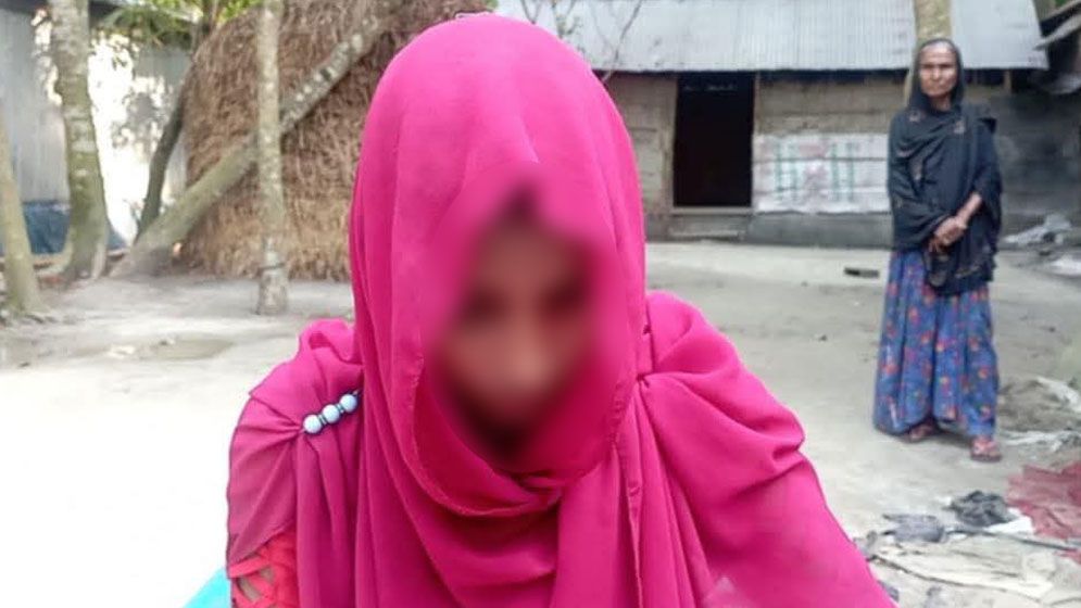 ‘পরিচয় সূত্রে মোবাইল নাম্বারের আদান-প্রদান হয়’ - the Bengali Times ‘পরিচয় সূত্রে মোবাইল নাম্বারের আদান-প্রদান হয়’ - the Bengali Times