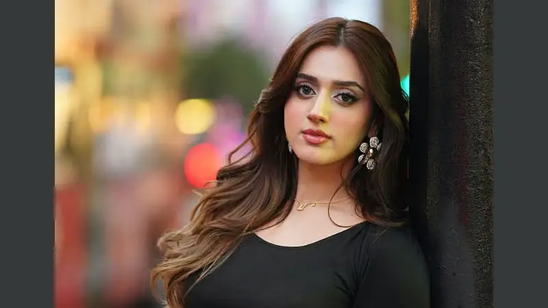 জান্নাত মির্জার হজ যাত্রা, পুরো বিমান ’নিজেদের’ বলেই বিপাকে জান্নাত! - the Bengali Times জান্নাত মির্জার হজ যাত্রা, পুরো বিমান ’নিজেদের’ বলেই বিপাকে জান্নাত! - the Bengali Times