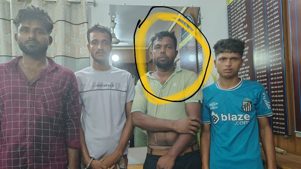 ছাত্রলীগ সভাপতি সুমনের নেতৃত্বে নারীকে বিবস্ত্র করে নির্যাতন ও ভিডিও করা হয় - the Bengali Times