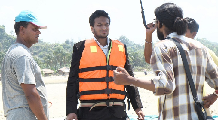 গোপনে চলচ্চিত্রে অভিনয় করেছিলেন সাকিব আল হাসান - the Bengali Times