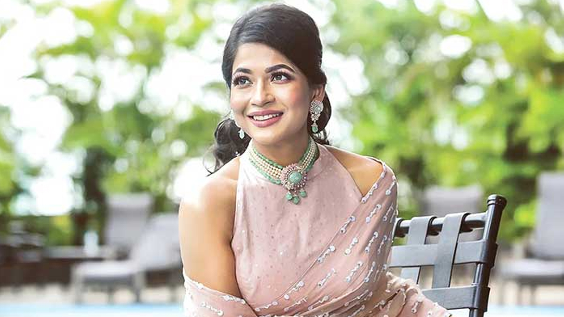‘বন্ধু ফোন দিয়ে বলল, তোমার আরেকটু ঢেকে পোশাক পরা উচিত’ - the Bengali Times ‘বন্ধু ফোন দিয়ে বলল, তোমার আরেকটু ঢেকে পোশাক পরা উচিত’ - the Bengali Times