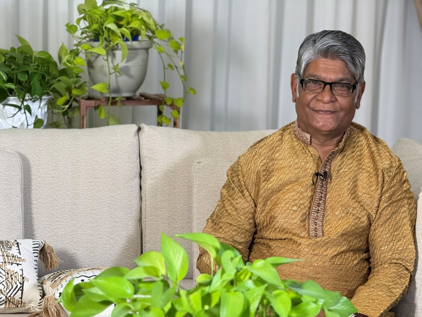 গানের মানুষ ফারুক আনোয়ার - the Bengali Times গানের মানুষ ফারুক আনোয়ার - the Bengali Times