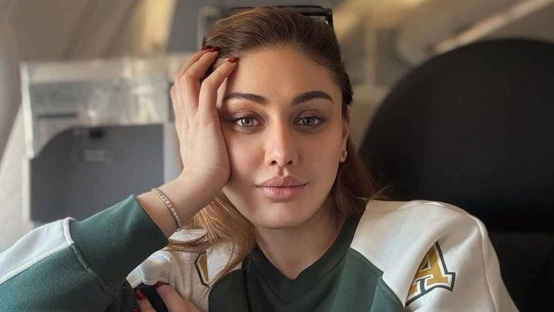 ‘রাত ১০টায় দেখা হবে’, মৃত্যুর রাতে কাকে শেষ মেসেজ দেন শেফালি? - the Bengali Times ‘রাত ১০টায় দেখা হবে’, মৃত্যুর রাতে কাকে শেষ মেসেজ দেন শেফালি? - the Bengali Times