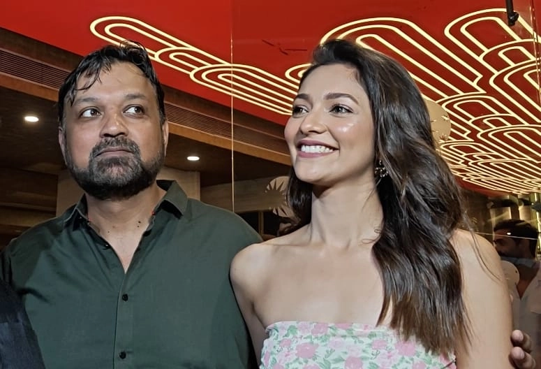 সৃজিতের সঙ্গে কাটানো সেই তরুণীর জবাব, ’যে যা ইচ্ছা ভাবুক, বেশিকিছু বলব না’ - the Bengali Times সৃজিতের সঙ্গে কাটানো সেই তরুণীর জবাব, ’যে যা ইচ্ছা ভাবুক, বেশিকিছু বলব না’ - the Bengali Times