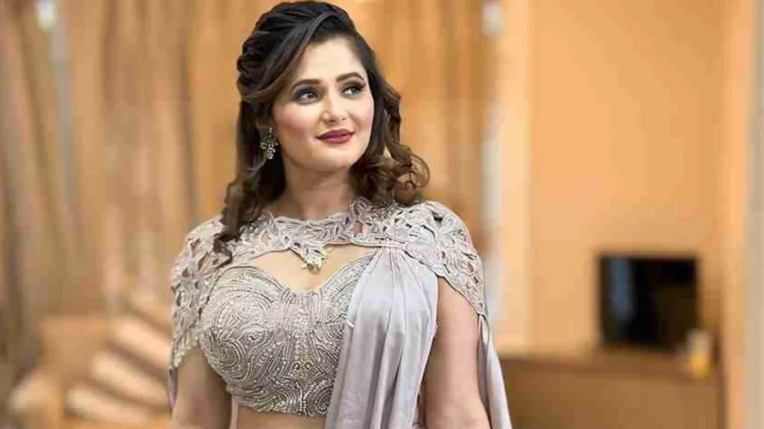 শরীরে আপত্তিকর স্পর্শ, ইন্ডাস্ট্রি ছাড়ার ঘোষণা অভিনেত্রীর - the Bengali Times