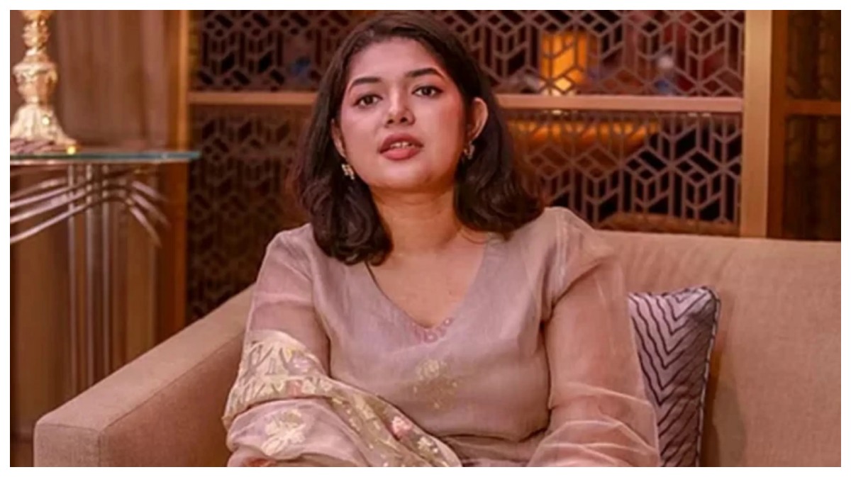 সাবেক চিফ হিট অফিসারের স্বামীর সিসা বারে পুলিশের অভিযান - the Bengali Times