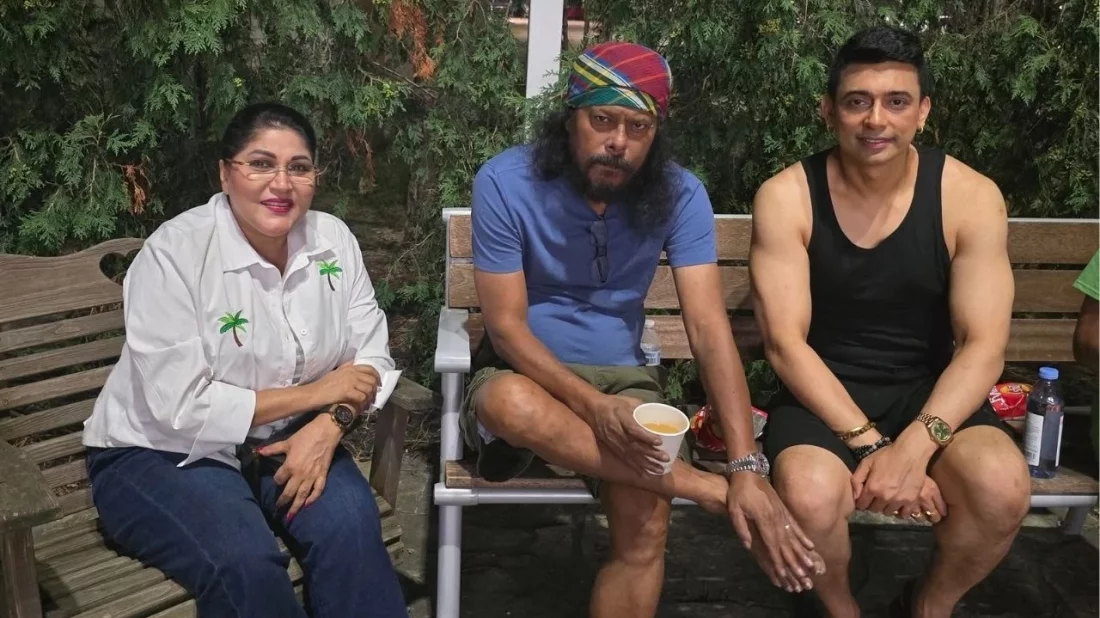 হাফ প্যান্ট ও গেঞ্জি কোথা থেকে কিনেছ: জায়েদ খানকে জেমস - the Bengali Times হাফ প্যান্ট ও গেঞ্জি কোথা থেকে কিনেছ: জায়েদ খানকে জেমস - the Bengali Times