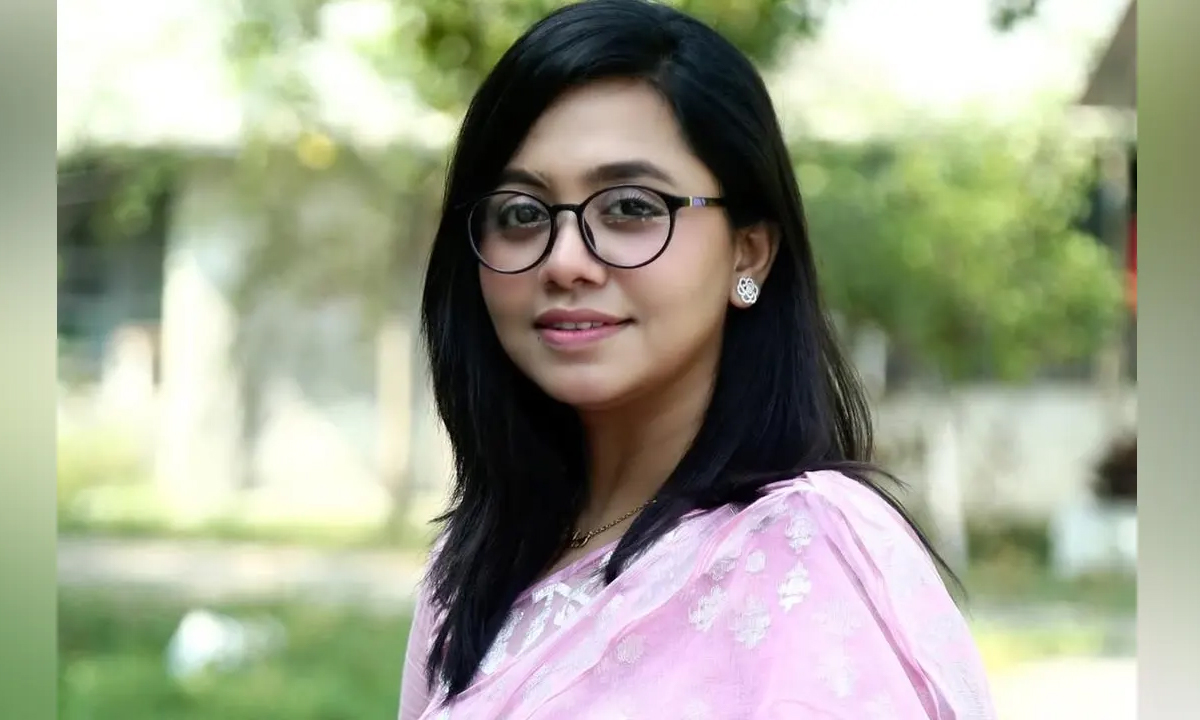 ‘প্রধান উপদেষ্টা নিজের লোকজনের ১০০ বছর খাওয়ার ব্যবস্থা ফাইনাল করে ফেলেছেন’ - the Bengali Times