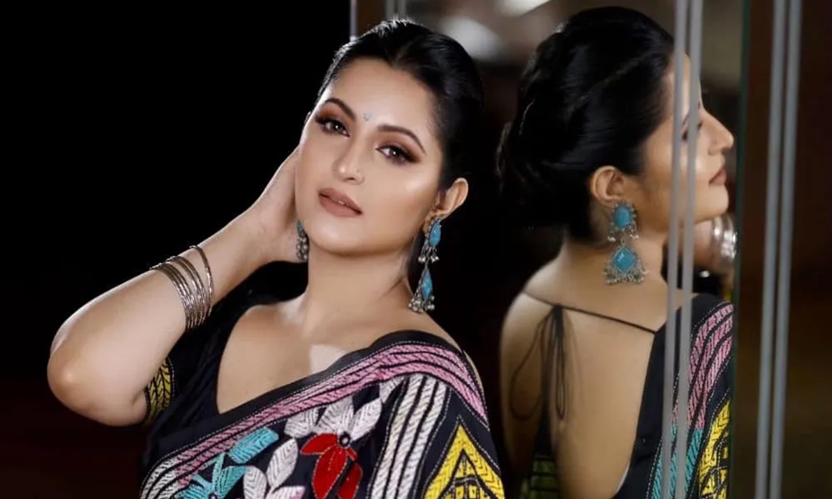 সামনে পেলে তিন মিনিট থাপড়াব, কাকে বললেন পরী? - the Bengali Times সামনে পেলে তিন মিনিট থাপড়াব, কাকে বললেন পরী? - the Bengali Times