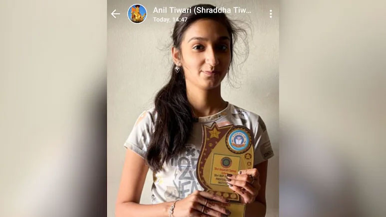 প্রেমিকের জন্য বাড়ি ছেড়ে, অন্যকে বিয়ে করে ফিরলেন তরুণী - the Bengali Times