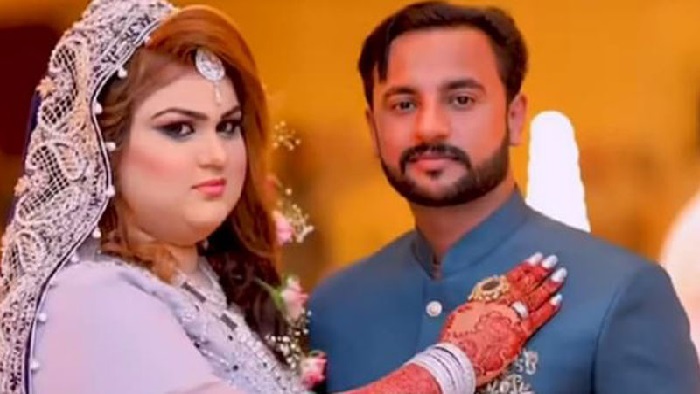 ‘কী সুন্দর গিয়ার বদলায়!’ গাড়ি চালককে বিয়েই করে নিলেন কিশোরী! - the Bengali Times