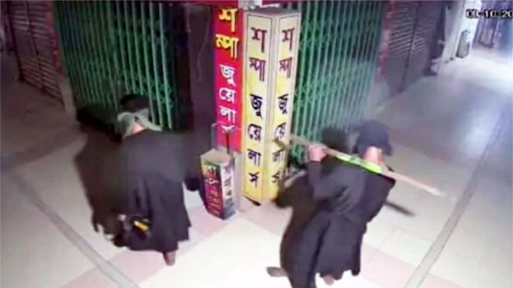 ৫০০ ভরি স্বর্ণ চুরি : টার্গেট করে ৩ মাস ধরে চলে পরিকল্পনা - the Bengali Times ৫০০ ভরি স্বর্ণ চুরি : টার্গেট করে ৩ মাস ধরে চলে পরিকল্পনা - the Bengali Times