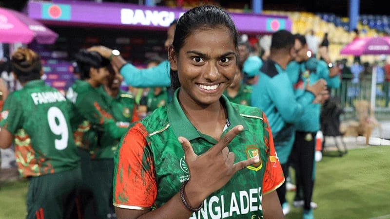 ভালো ড্রেস না থাকায় কোনো অনুষ্ঠানে দাওয়াত পেতাম না: মারুফা - the Bengali Times ভালো ড্রেস না থাকায় কোনো অনুষ্ঠানে দাওয়াত পেতাম না: মারুফা - the Bengali Times