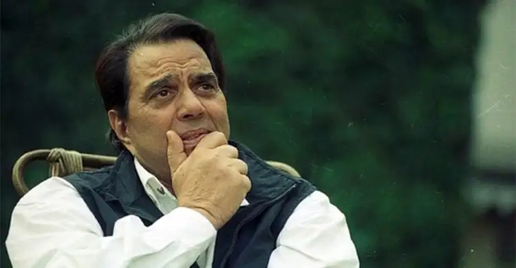 ধর্মেন্দ্রর রেখে যাওয়া সম্পত্তির পরিমাণ কত - the Bengali Times ধর্মেন্দ্রর রেখে যাওয়া সম্পত্তির পরিমাণ কত - the Bengali Times