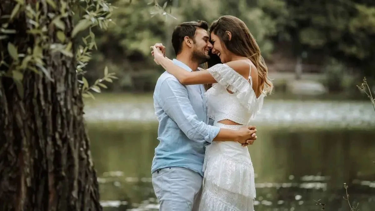 বন্ধুত্ব নয়, ৯৭ শতাংশ নারী কী ধরনের সম্পর্ক পছন্দ করেন? - the Bengali Times বন্ধুত্ব নয়, ৯৭ শতাংশ নারী কী ধরনের সম্পর্ক পছন্দ করেন? - the Bengali Times