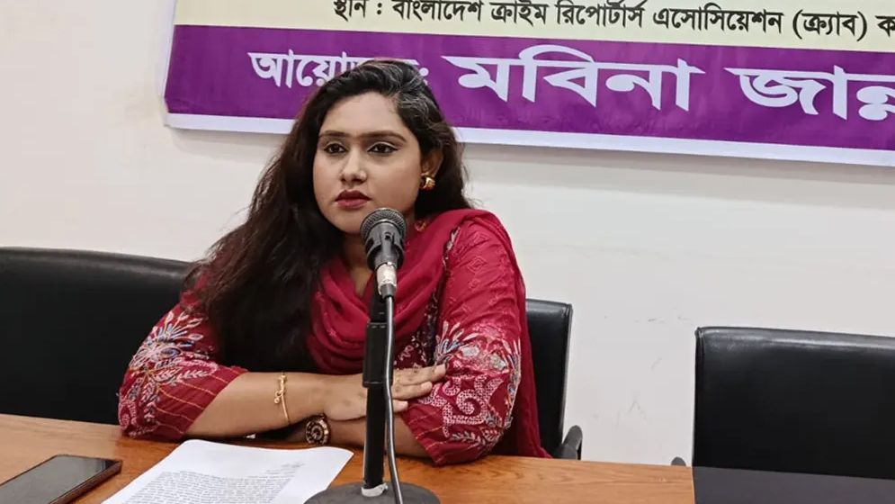 কায়সার কামালের কাছে প্রকাশ্যে ক্ষমা চাইলেন সেই ছাত্রলীগ নেত্রী - the Bengali Times কায়সার কামালের কাছে প্রকাশ্যে ক্ষমা চাইলেন সেই ছাত্রলীগ নেত্রী - the Bengali Times