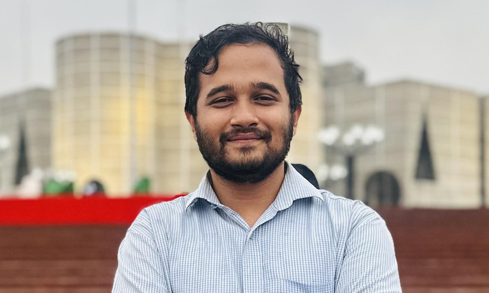 সব গালি সহ্য করে, সব অপমান মেনে নিয়ে—আমি শেষ পর্যন্ত থাকব : মীর স্নিগ্ধ - the Bengali Times সব গালি সহ্য করে, সব অপমান মেনে নিয়ে—আমি শেষ পর্যন্ত থাকব : মীর স্নিগ্ধ - the Bengali Times