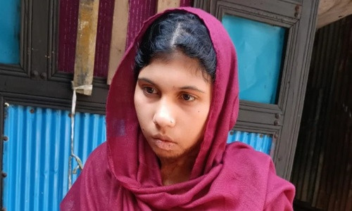 স্বামীর দেওয়া তথ্যে গ্রেপ্তার হন আয়েশা, জানা গেল চাঞ্চল্যকর তথ্য - the Bengali Times স্বামীর দেওয়া তথ্যে গ্রেপ্তার হন আয়েশা, জানা গেল চাঞ্চল্যকর তথ্য - the Bengali Times