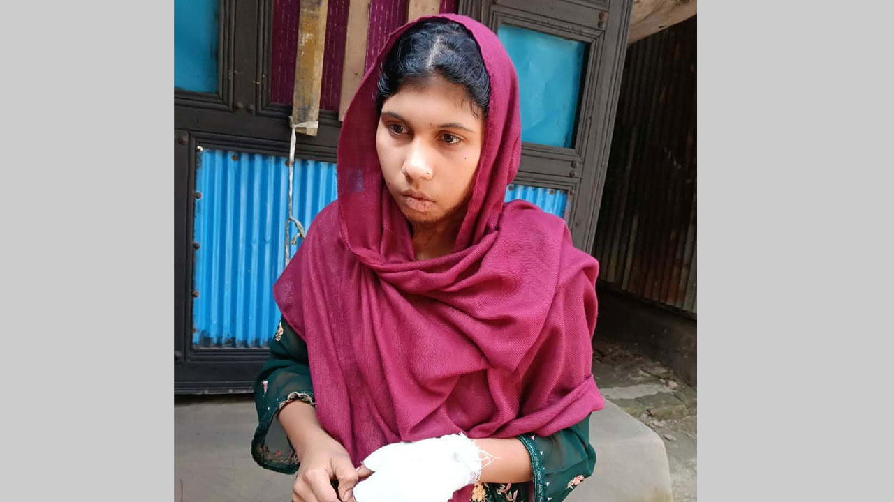 মোহাম্মদপুরে মা-মেয়ে হত্যার ঘটনায় সেই গৃহকর্মী গ্রেপ্তার - the Bengali Times মোহাম্মদপুরে মা-মেয়ে হত্যার ঘটনায় সেই গৃহকর্মী গ্রেপ্তার - the Bengali Times